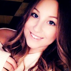 Meet your Posher, Macy